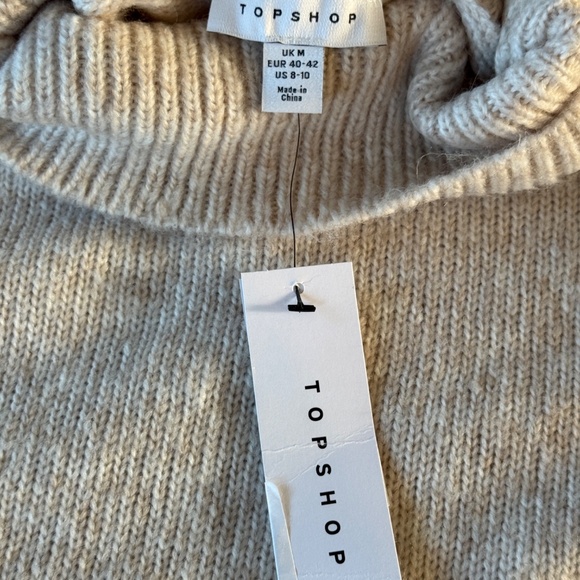 Topshop Cream Mock Neck Sweater NWT – Size M - Picture 7 of 7